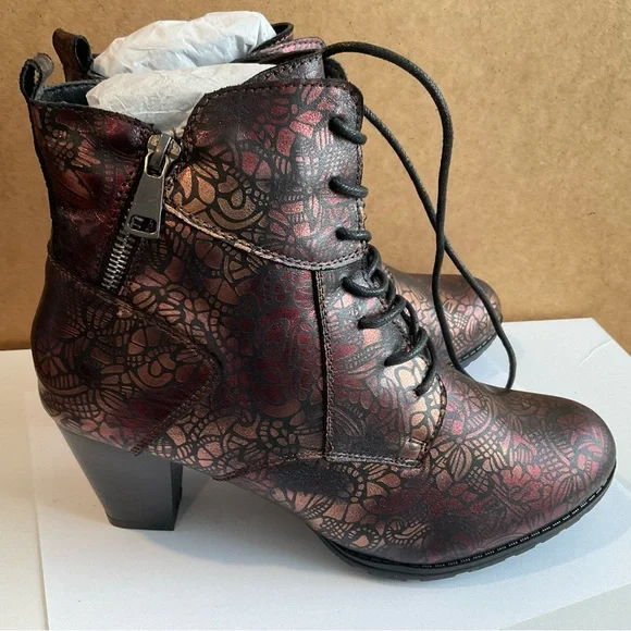 Patrizia Copper Heeled Boots - NIB - Picture 1 of 6